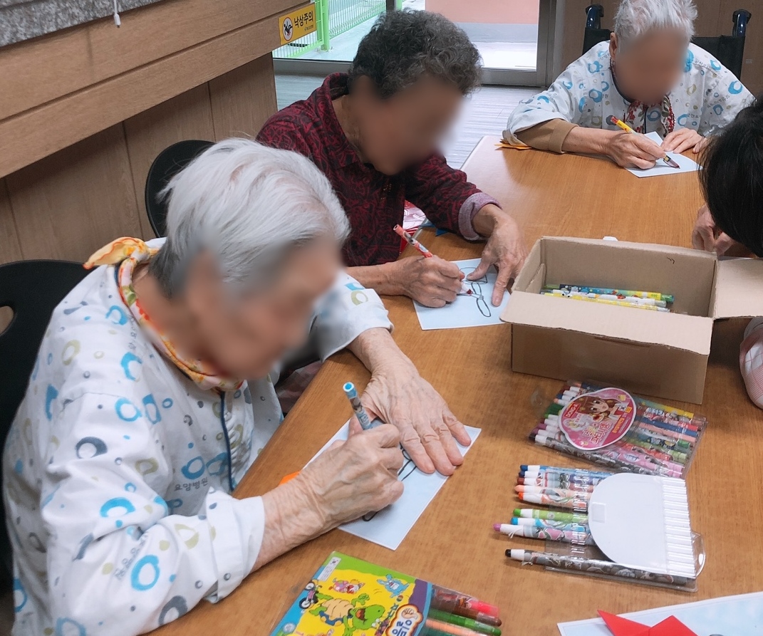 2019년02월19일 토끼접기1.jpg