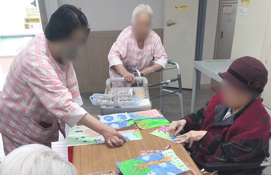2019년03월12일 봄배경색칠1.jpg