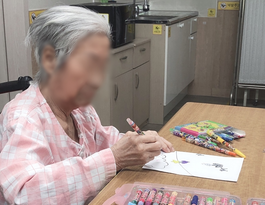 2019년03월12일 봄배경색칠3.jpg