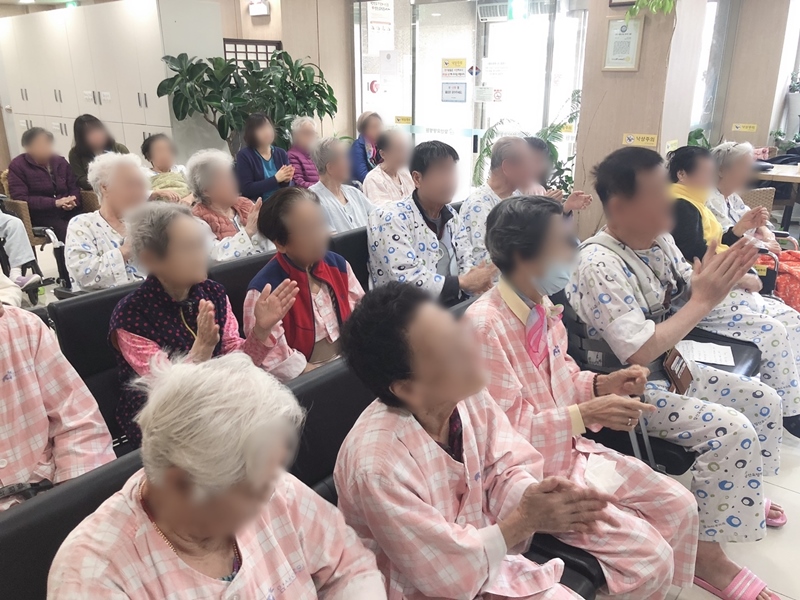 2019년 03월15일 문화공연(명동예술봉사단)6.jpg