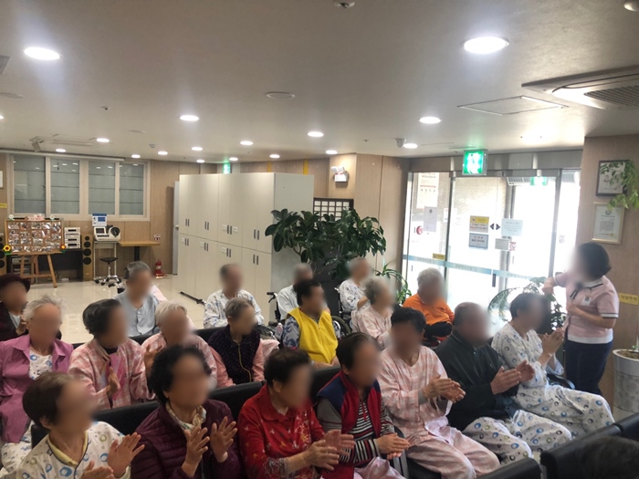 2019년03월22일 아코디언 공연(대덕 아코디언 동호회)5.jpg