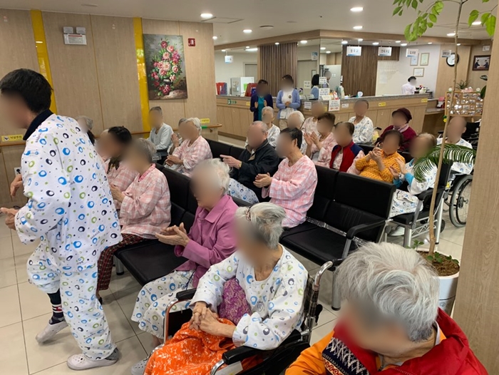 2019년04월19일 명도예술공연5.jpg