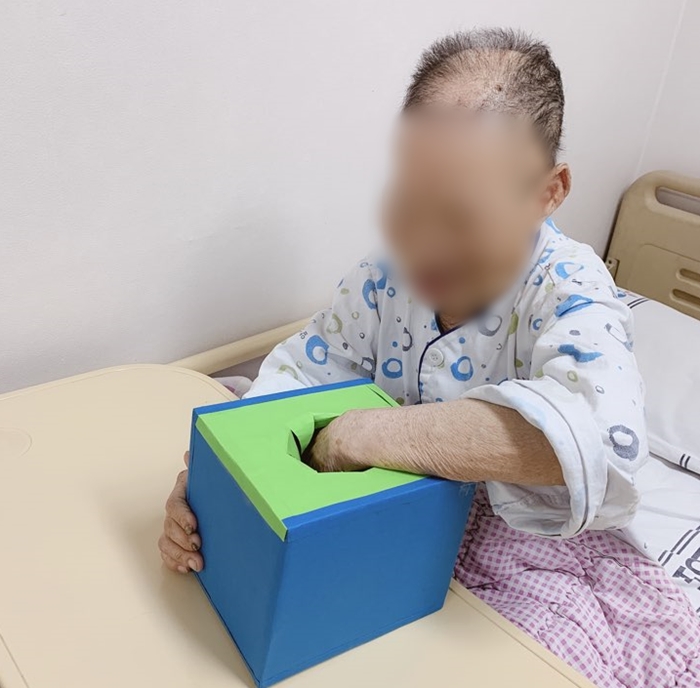 2019년 04월24일 촉감놀이 1,2W4.jpg