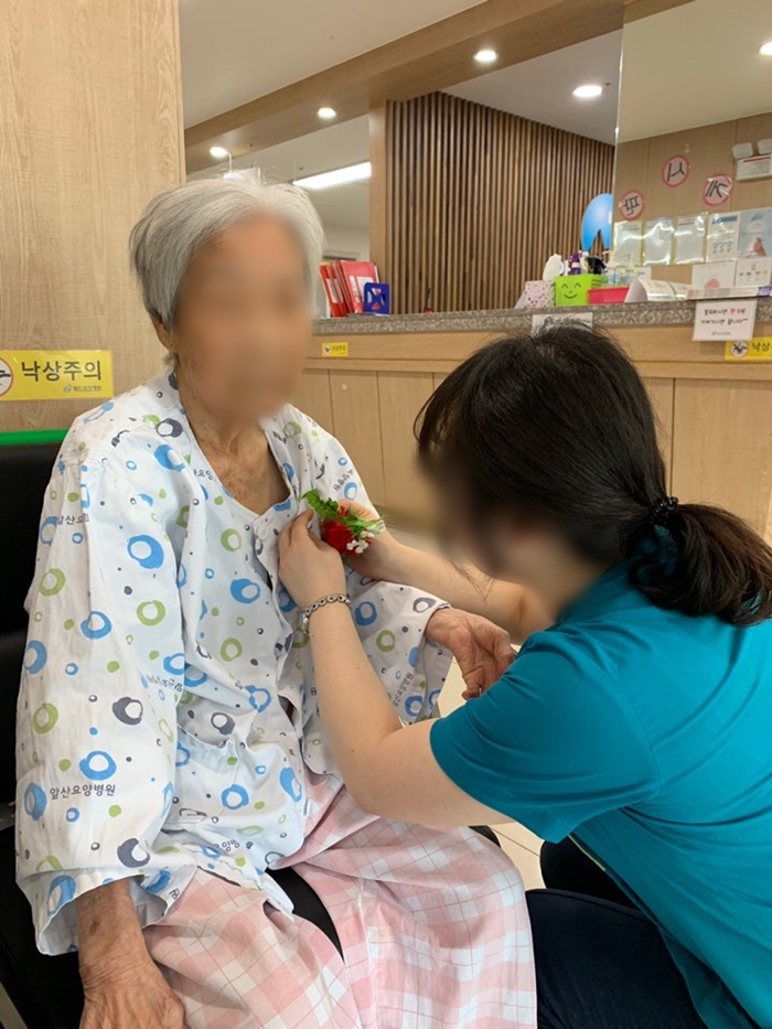 2019년05월08일 어버이날 카네이션 7.jpg