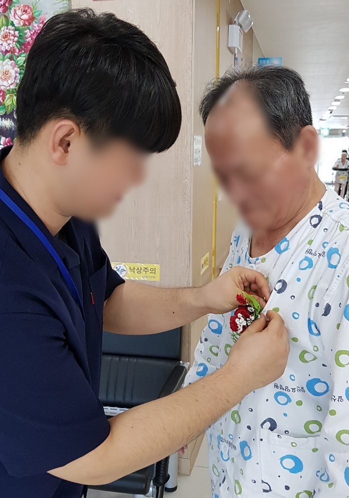 2019년05월08일 어버이날 카네이션 12.jpg