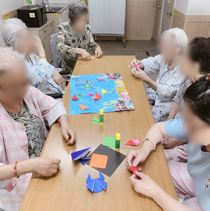 2019년05월15일 물고기접기.jpg