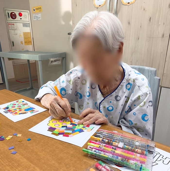 2019년05월30일 집 그림 꾸미기3.jpg