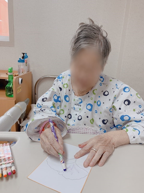 2019년10월23일 인지활동및 미술활동 4W (4).jpg
