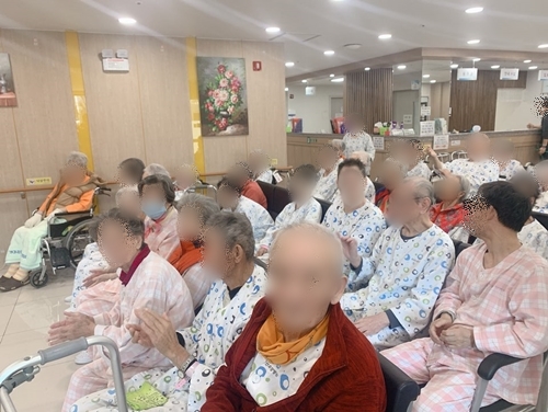2019년 11월 22일 명동예술공연 (4).jpg