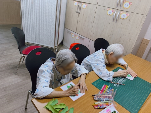 2019년12월24일  5W미술인지활동 (6).jpg