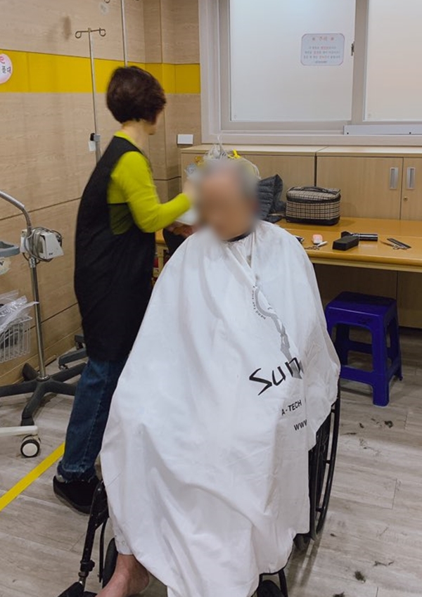 2019년12월26일 이미용 봉사 (3).jpg