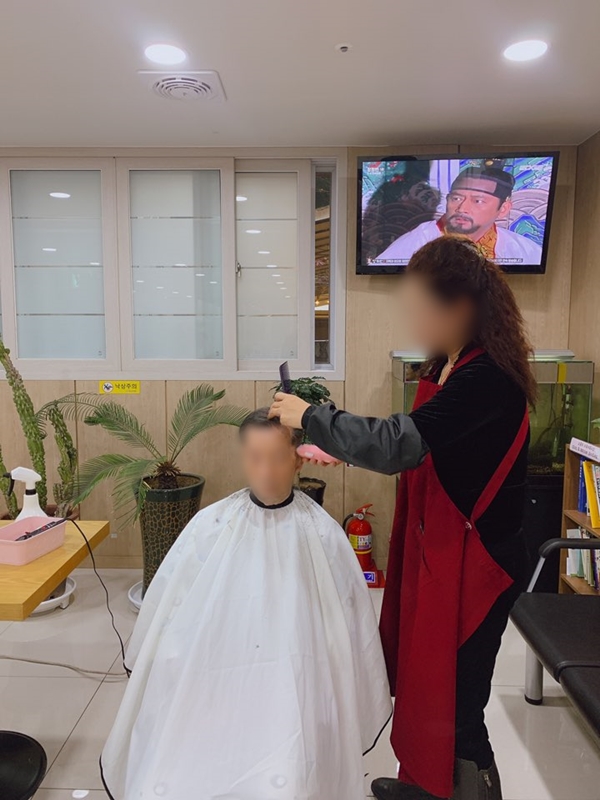 2019년12월26일 이미용 봉사 (5).jpg